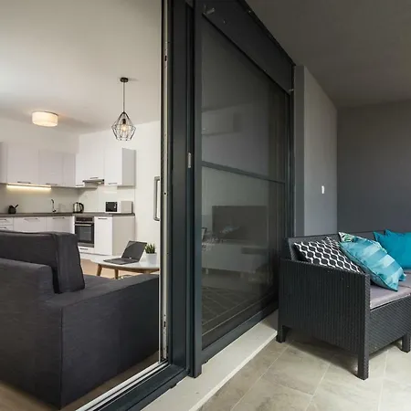 Two Bedroom Apt With Parking And Terrace 2 * Split